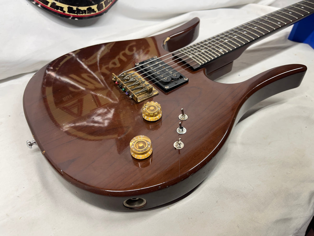 Hondo HP-1081 Longhorn Electric Guitarlin