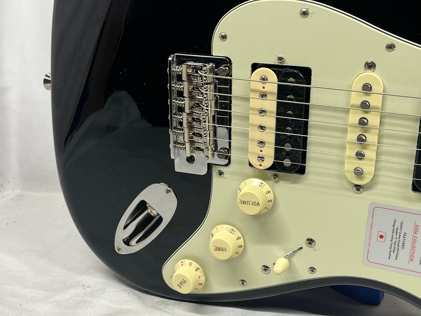 Fender 2024 Collection, Made in Japan Hybrid II Stratocaster Strat HSH - Black