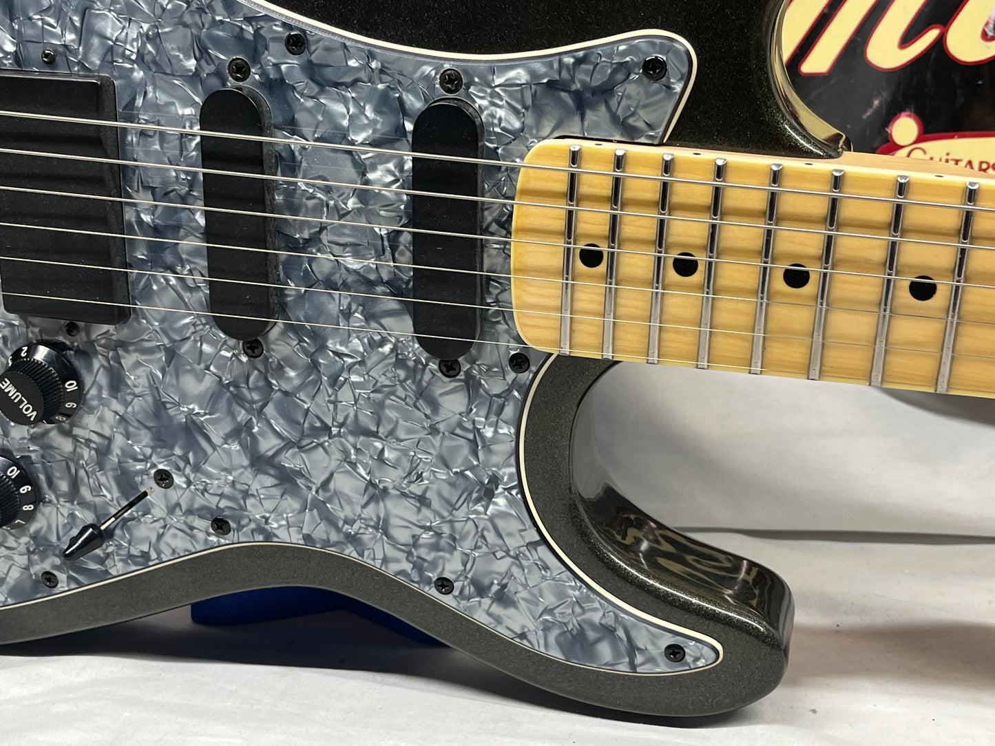 Kramer Focus VT-211 MBK HSS Doublecut Electric Guitar