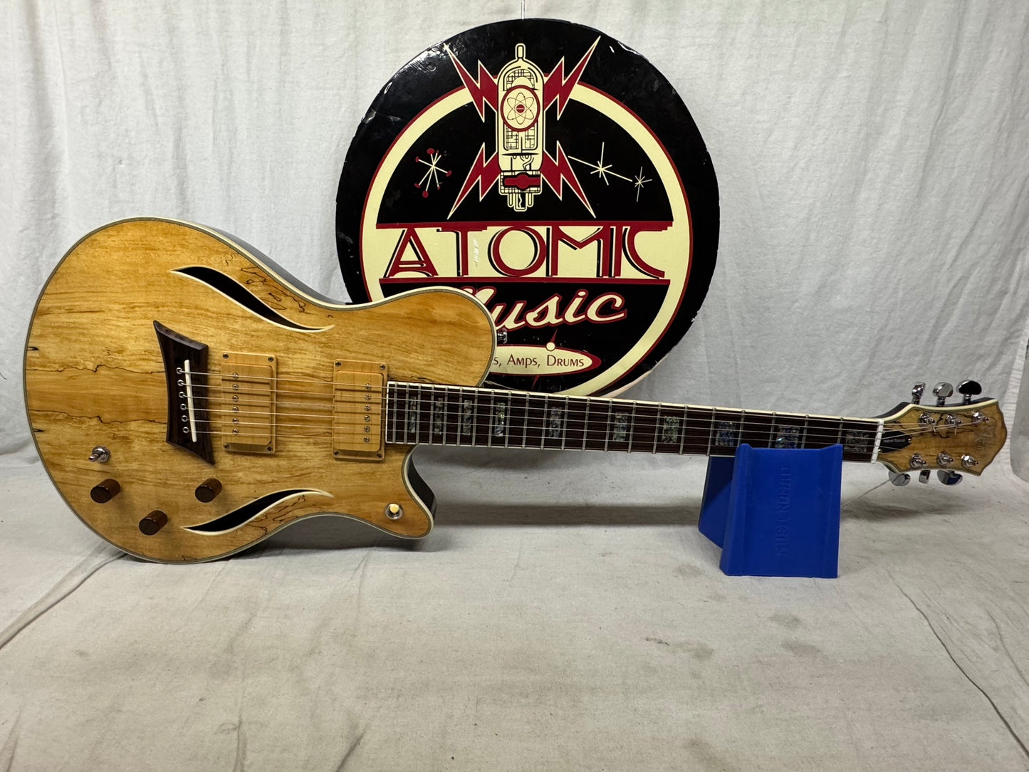 Michael Kelly Hybrid Special Acoustic-Electric Semi-Hollowbody Guitar with Case