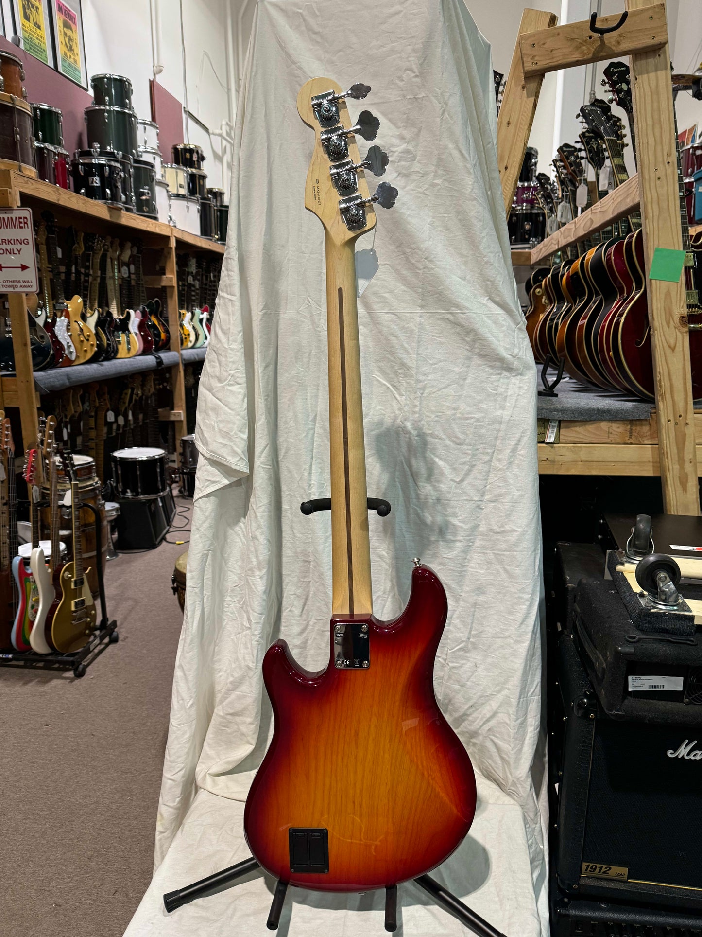 Fender Deluxe Dimension Bass IV 4-string Bass 2014 - Aged Cherry Burst / Rosewood fingerboard