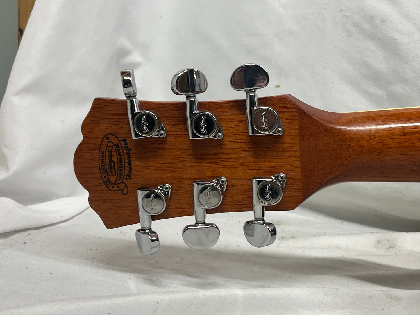 Washburn WD7SCEATB Harvest Series Dreadnought Acoustic Electric Guitar - Tobacco Burst
