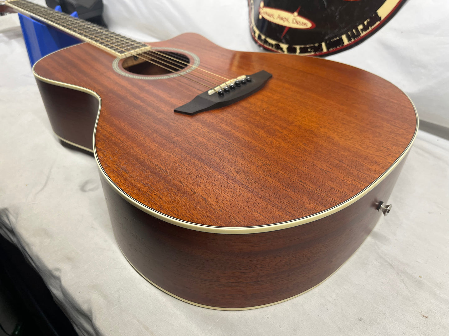 Orangewood Rey Mahogany Acoustic Guitar - Natural
