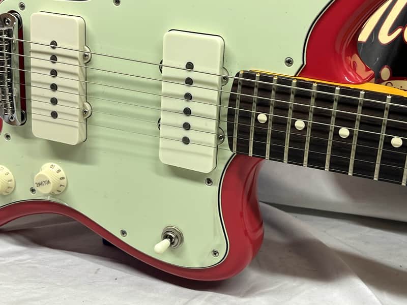 Fender American Professional Classic Jazzmaster Electric Guitar - Image 6