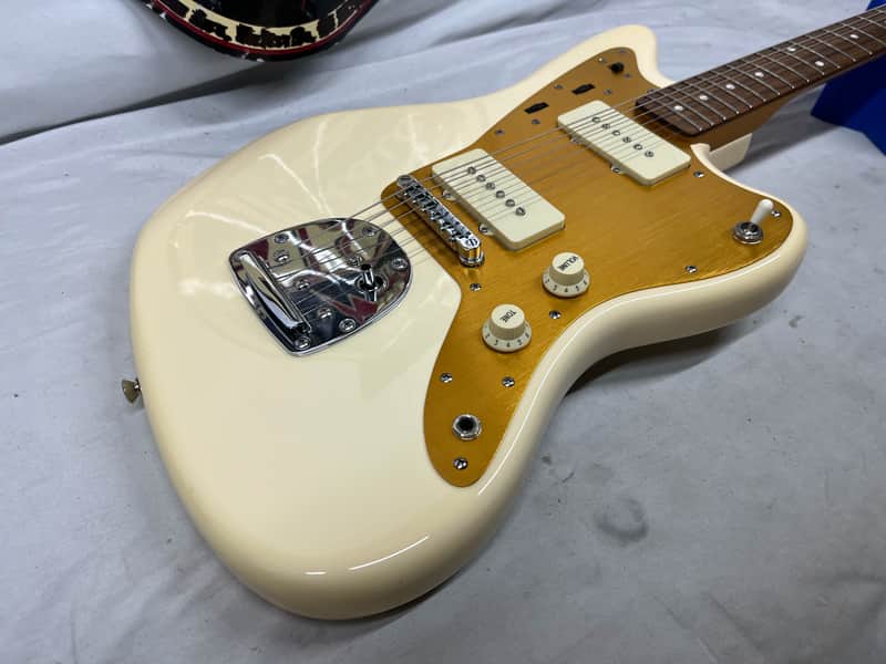 Squier J Mascis Signature Jazzmaster Electric Guitar - Image 17