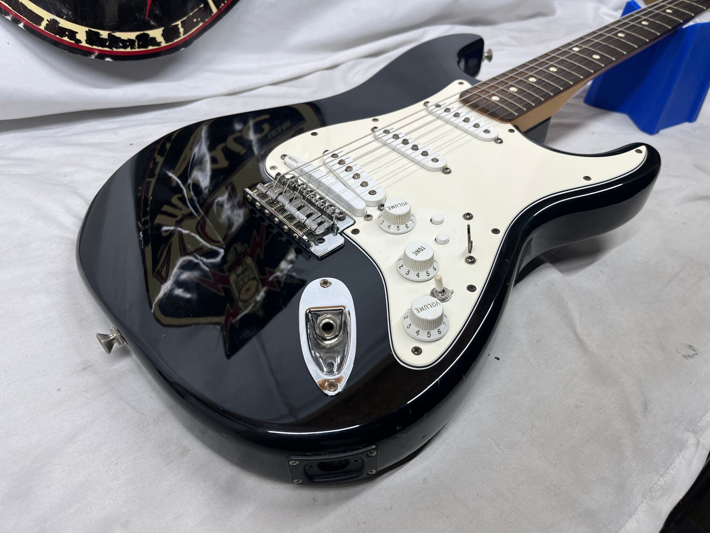 Fender Standard Roland Ready Stratocaster Strat Electric Guitar - Black
