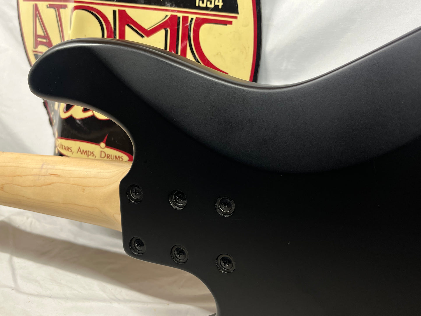 G&L Tribute Series L-2500 5-String Electric Bass