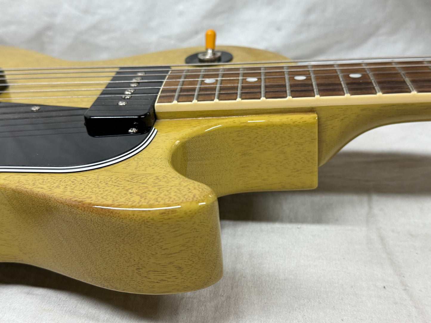 Gibson LPSP00TVNH1 Les Paul Special Guitar with Case 2023 - TV Yellow