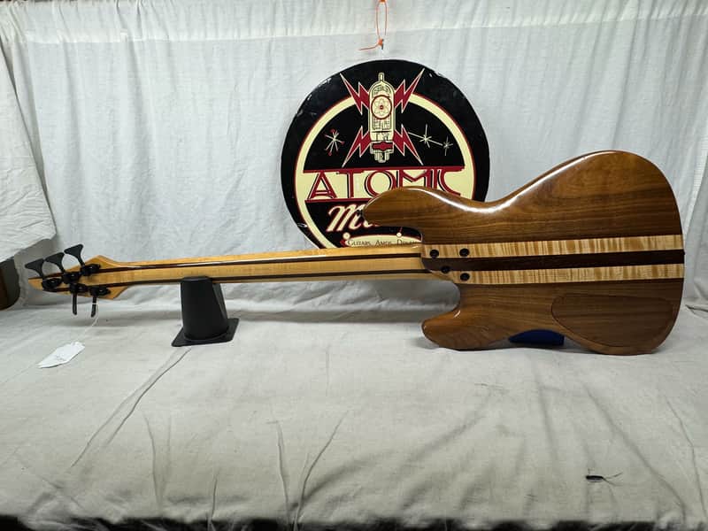 T Smith Guitars Tom W. Smith TS 5-string J-style Bass - Image 7