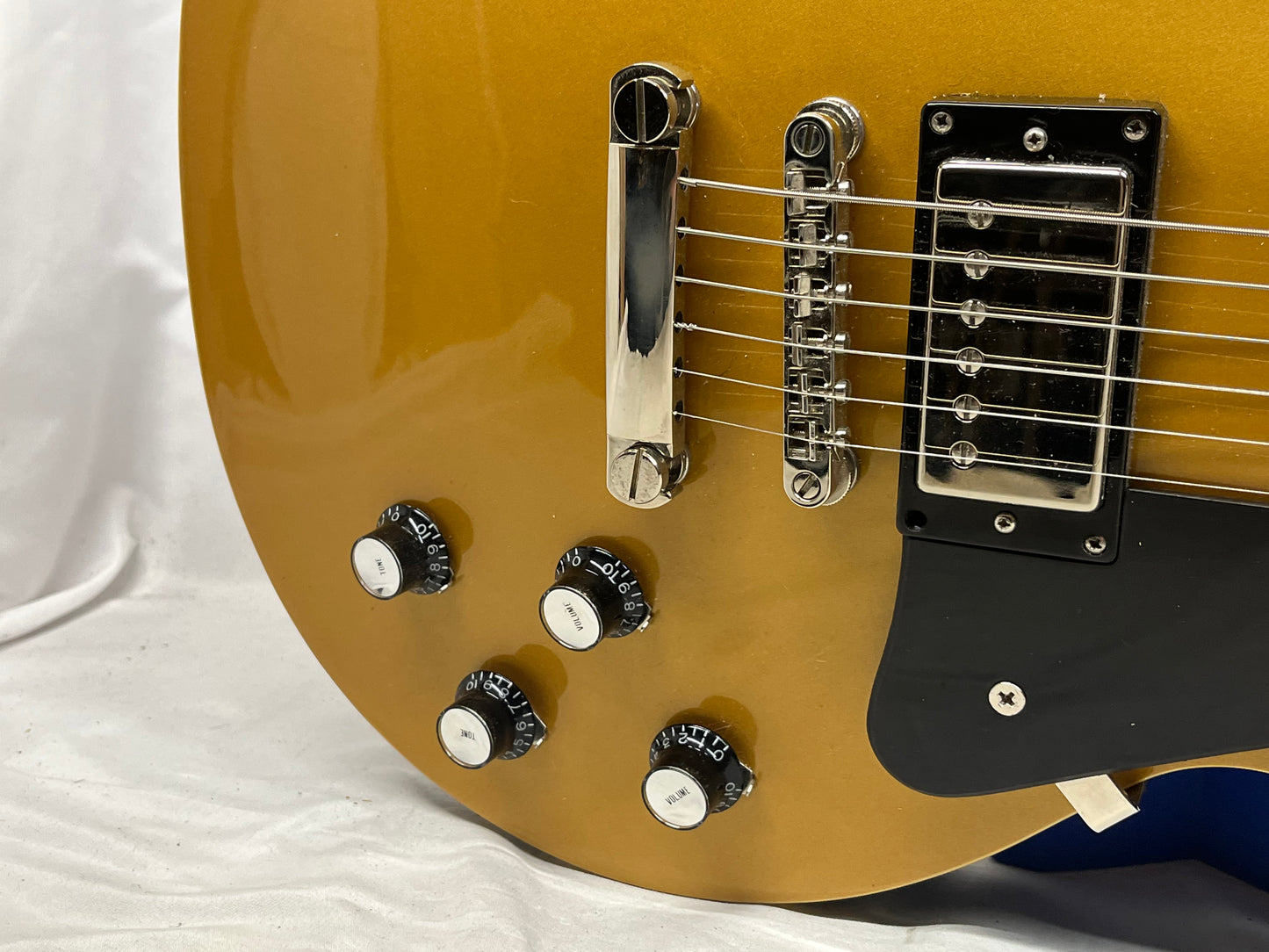 Epiphone Joe Bonamassa Singature Les Paul Singlecut Electric Guitar with Case - Goldtop