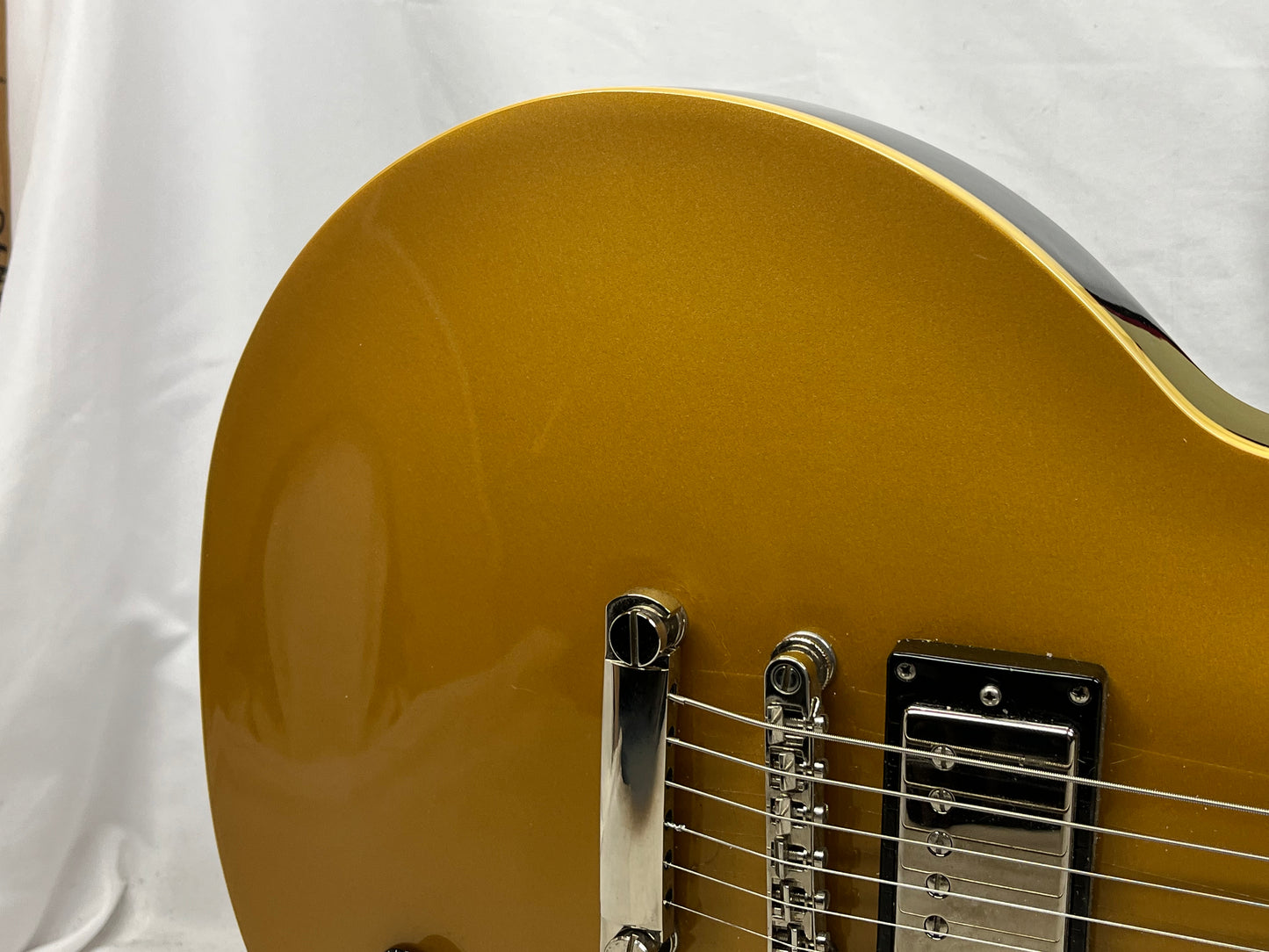 Epiphone Joe Bonamassa Singature Les Paul Singlecut Electric Guitar with Case - Goldtop