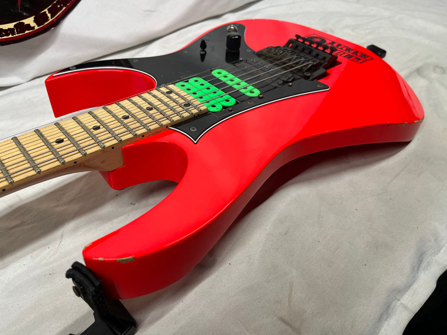 Ibanez RG550 Genesis Collection Doublecut Electric Guitar - Road Flare Red - **only the bridge pickup has output**