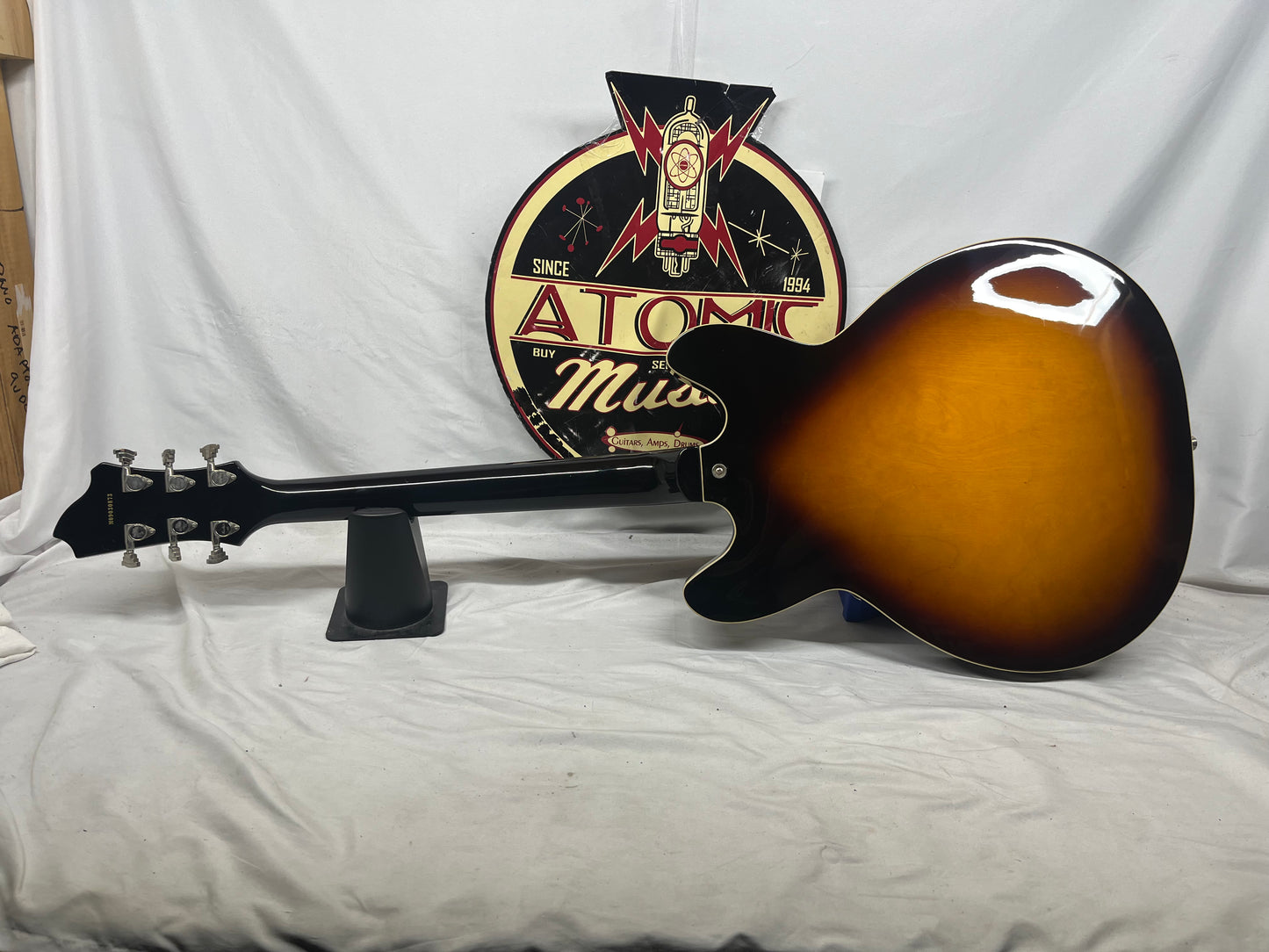 Hagstrom Viking Semi-Hollow Body Electric Guitar