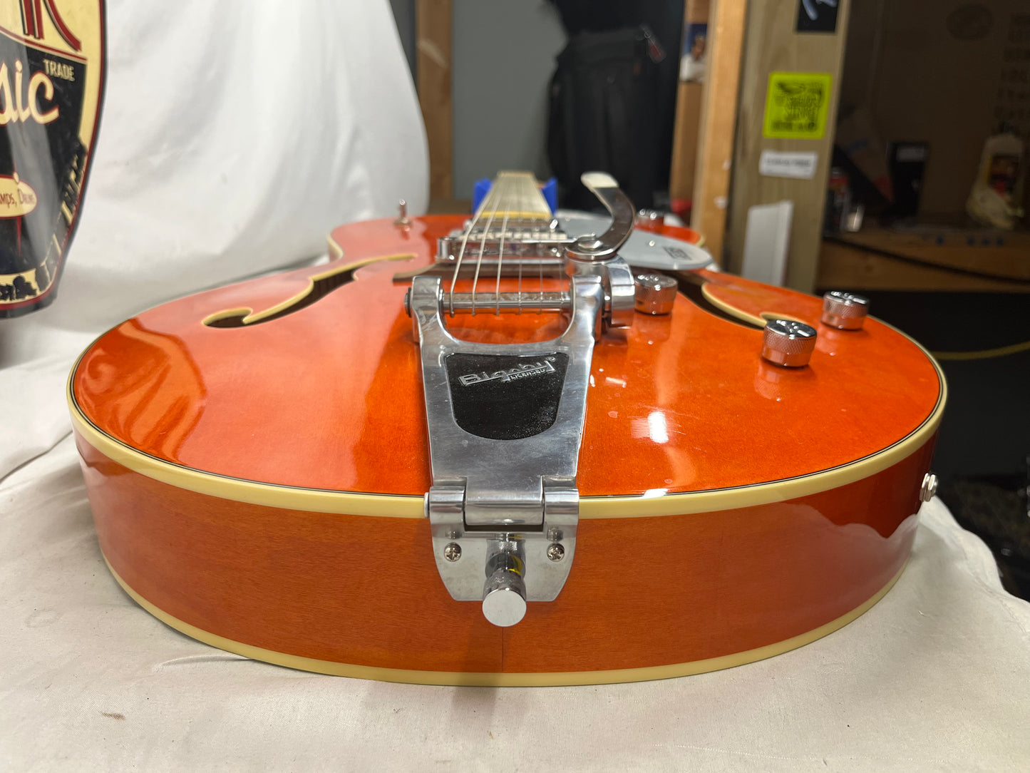 Gretsch G5420T Singlecut Hollow Body Electric Guitar