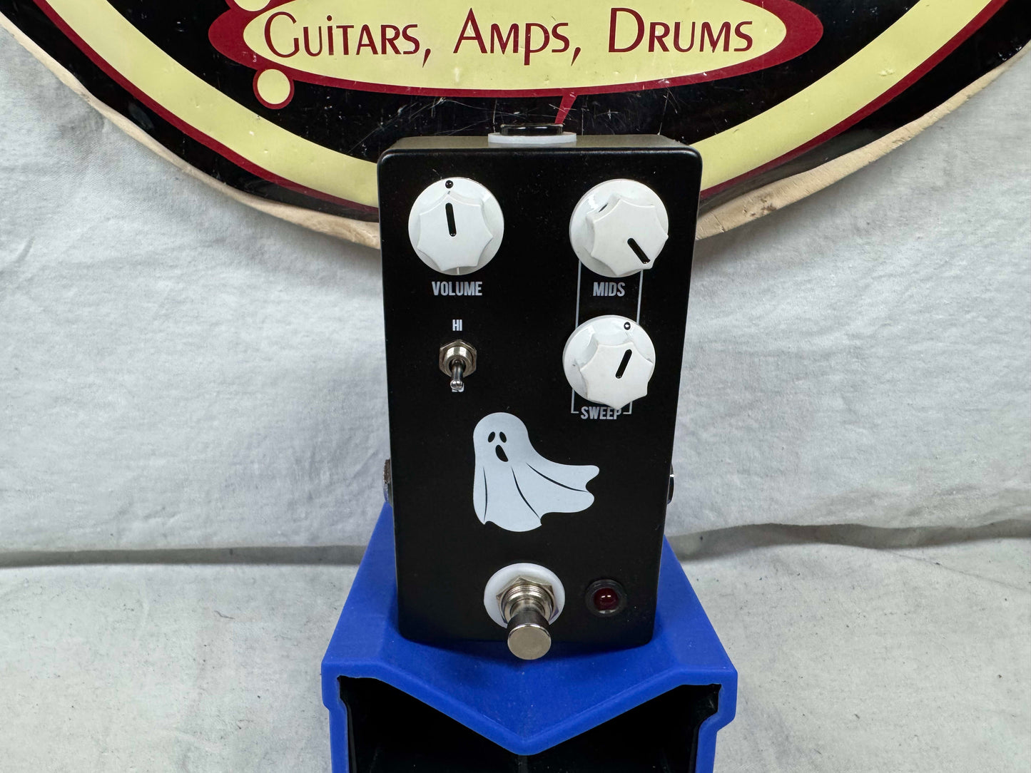 JHS Haunting Mids EQ equalizer & Mid-Boost Pedal