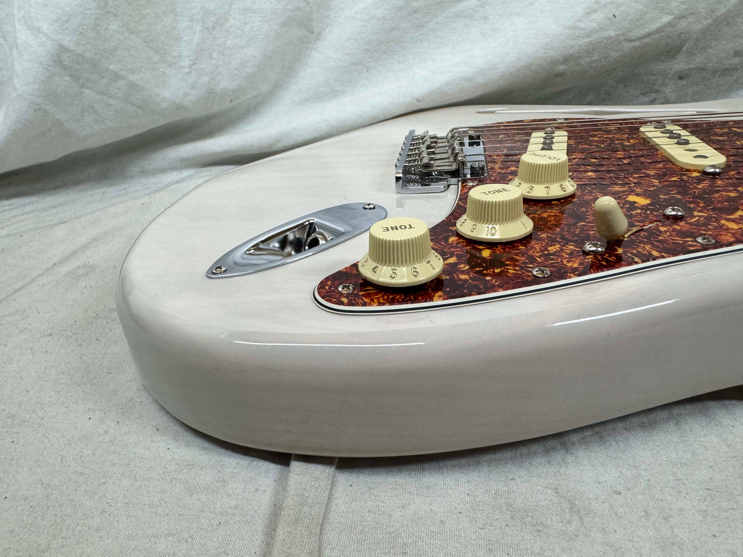 Fender USA Parts Stratocaster Guitar - Deep C shape American Professional II neck on American Professional Thinline Body  - White Blonde / Fender neck