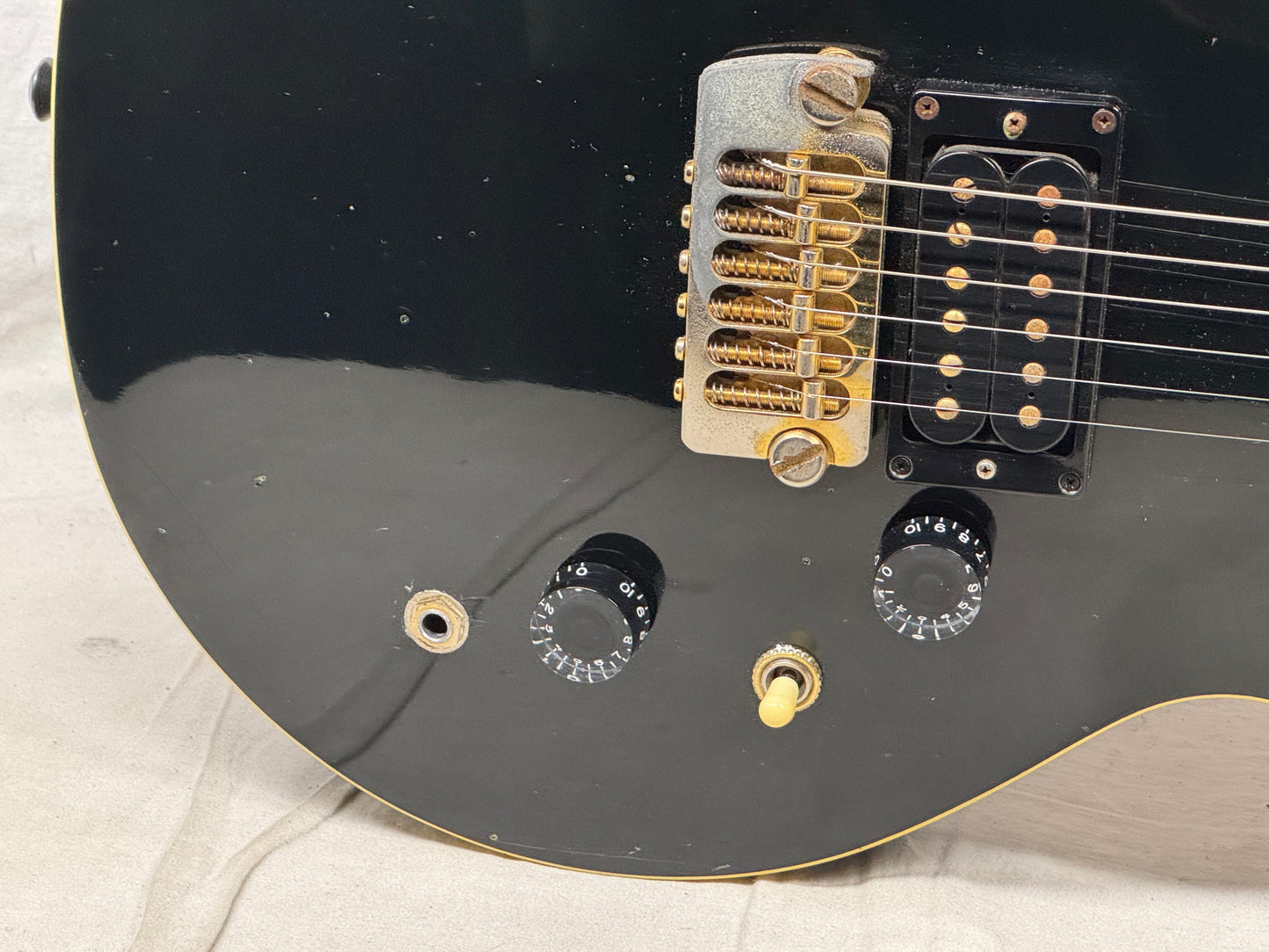 Aria Pro II PE500 pe 500 Singlecut Guitar - Black
