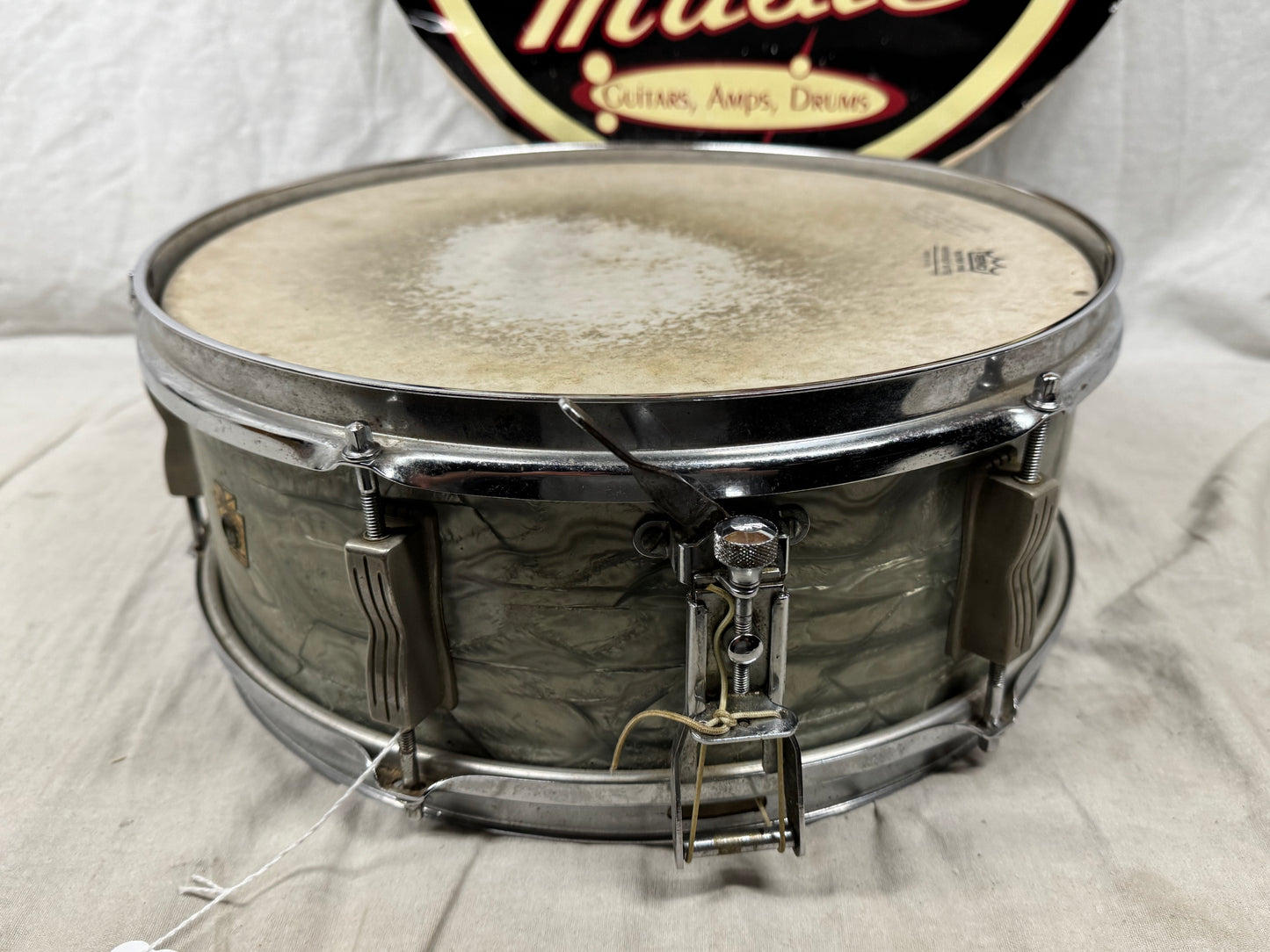 Ludwig 14x5.5 6-Lug Snare Drum Vintage