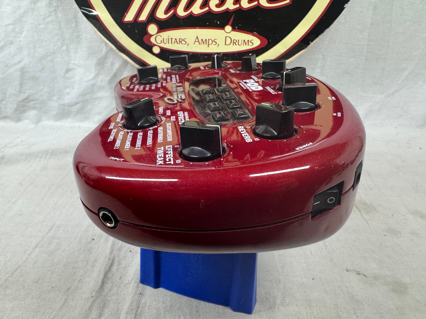 Line 6 POD Version 2.0 Amp Modeler Multi-Effects Module with Power Supply