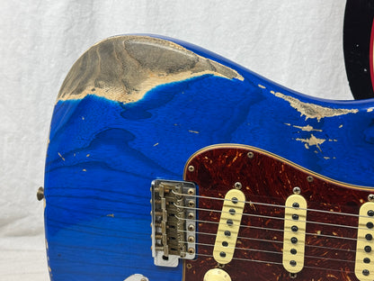 Fender USA Custom Shop '62 1962 Stratocaster Heavy Relic Guitar with COA + Case 2022 - Sapphire Blue Transparent / Rosewood fingerboard
