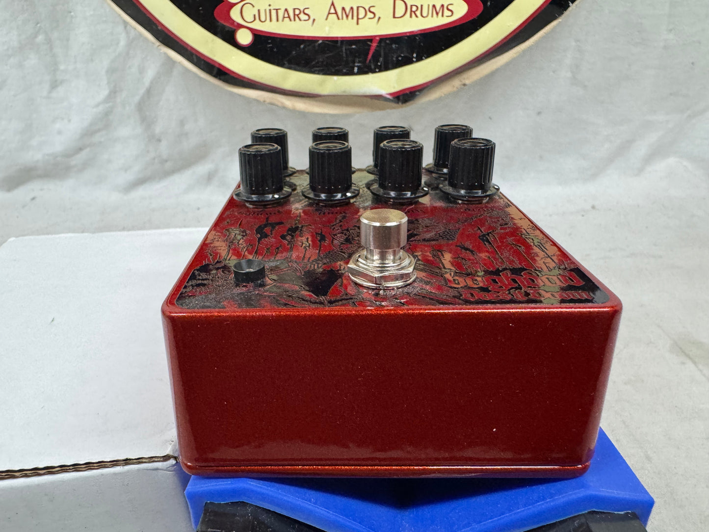 Does It Doom? Baghdad Distortion Pedal with Box - Black & Red