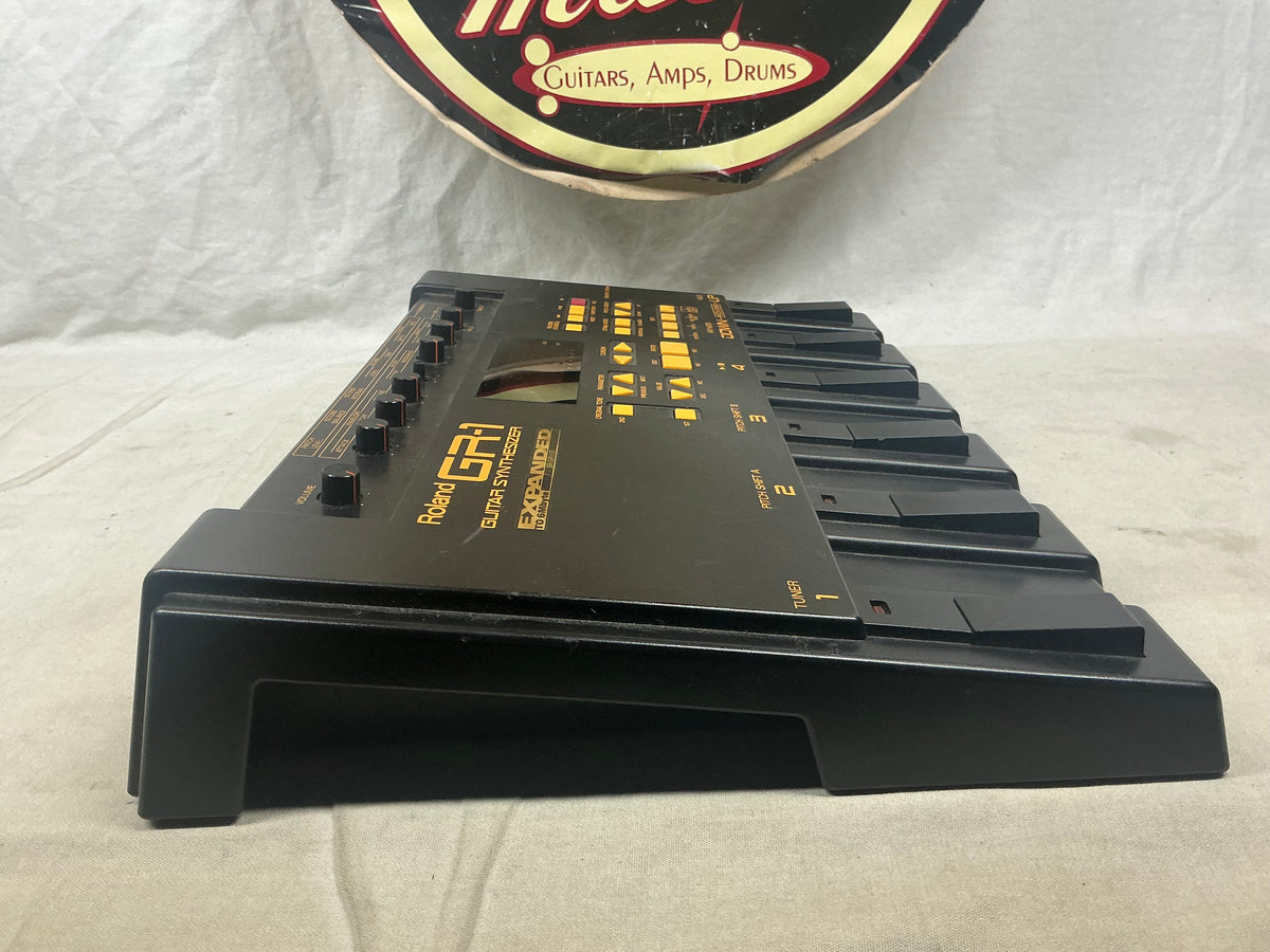 Roland GR-1 Guitar Synthesizer