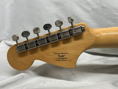 Squier Factory Special Run Classic Vibes '70s Jaguar Electric Guitar - Daphne Blue