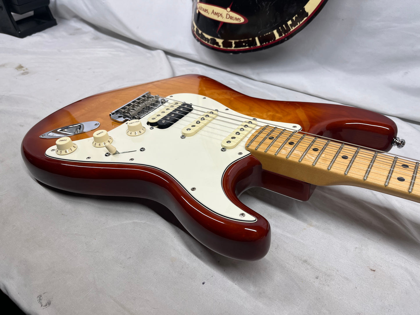 Fender American Standard Stratocaster Strat HSS Shawbucker Electric Guitar with Case - Sienna Sunburst