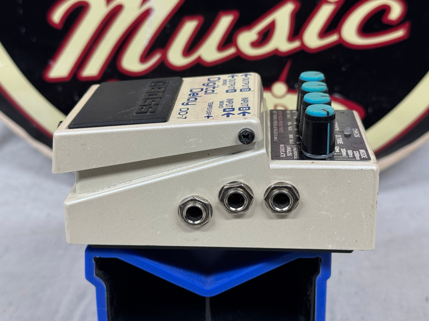 Boss DD-7 dd7 Digital Delay Pedal 2013
