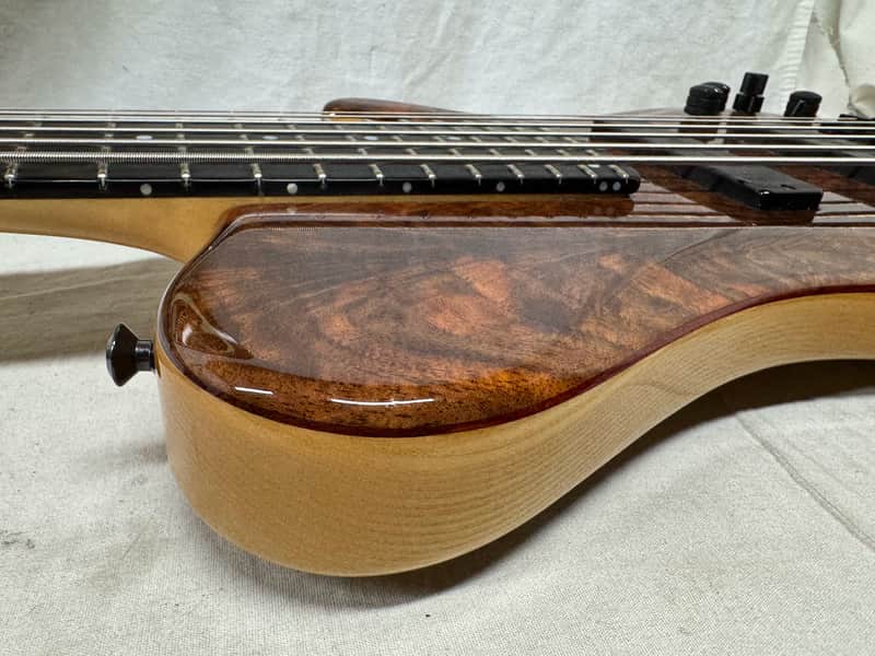 Brubaker K-6B k6b Custom Singlecut 6-string Bass with Case - Image 20
