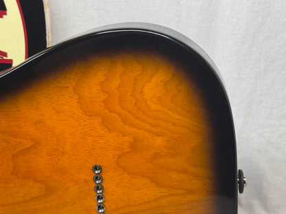 Fender American Telecaster Guitar 2000 - 2-Color Sunburst / Maple neck