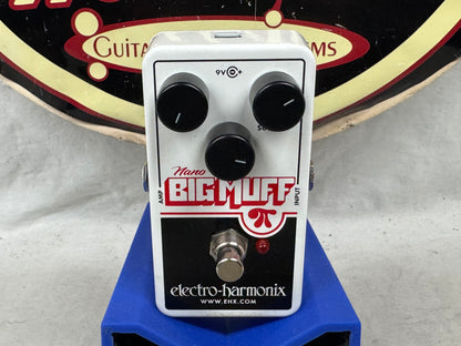 Electro-Harmonix Nano Series Big Muff Pi π Distortion Fuzz Pedal
