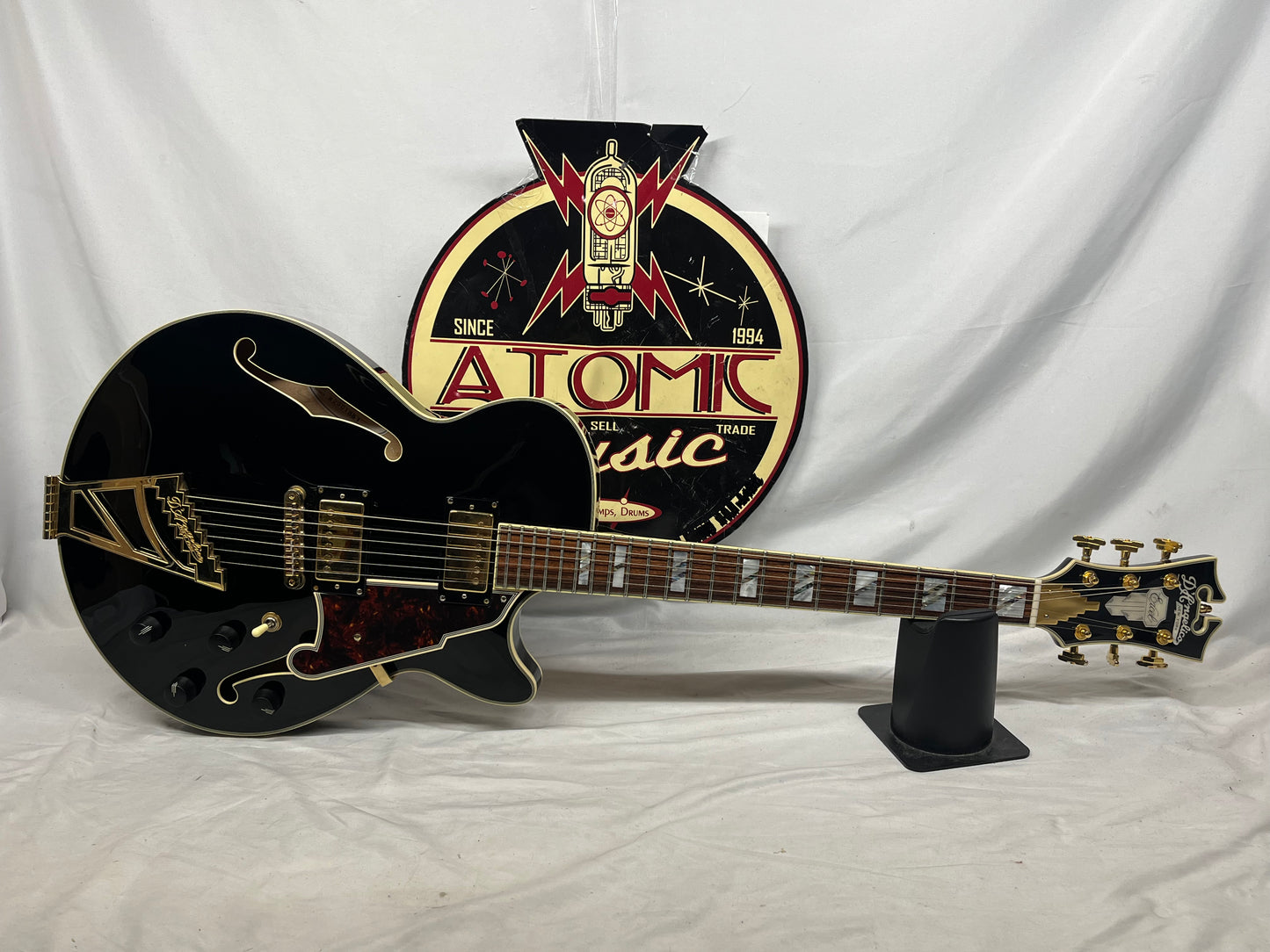 D'Angelico EX-SS Semi-Hollow Body Electric Guitar with Hard Shell Case
