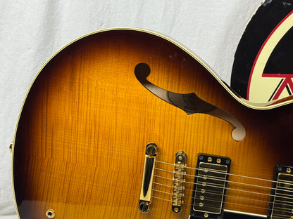 Yamaha SA2200 sa-2200 Semi-Hollowbody Guitar with Gator Case 2020