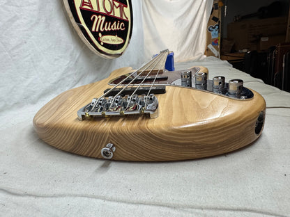 Sandberg California TT-4 tt4 SL Superlight 4-string Bass with Gig Bag