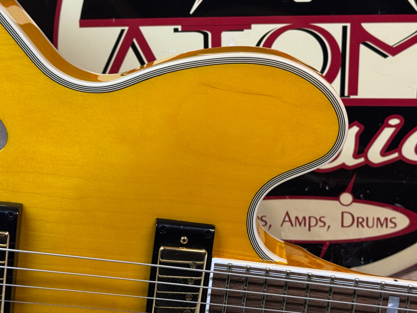 Epiphone Sheraton Semi-Hollowbody Guitar with Case 2023