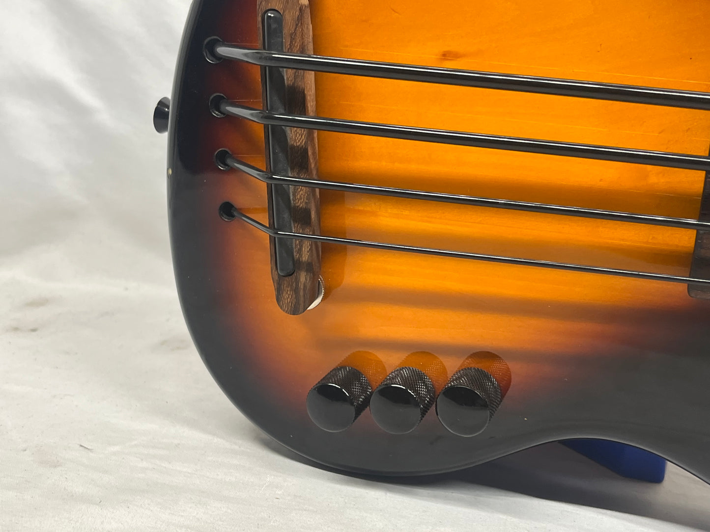 Kala UBass SUB4FS Doublecut 4-String Electric Ukulele Bass - Sunburst