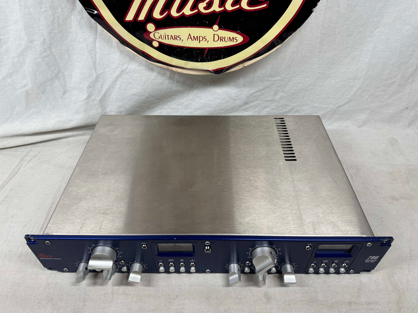 dbx Blue Series 786 Precision 2-Channel Microphone Preamplifier Rack with Box