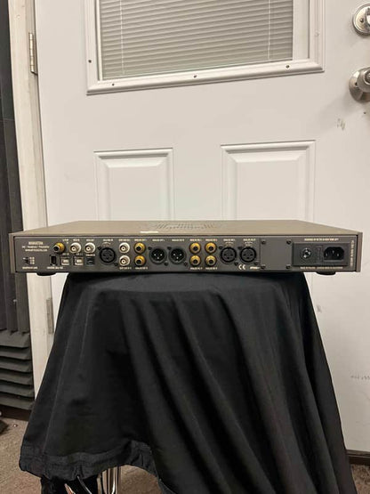 Mytek Digital Manhattan Bridge DAC Analog to Digital Audio Converter Headphone Amp Microphone Preamp Rack - Image 3