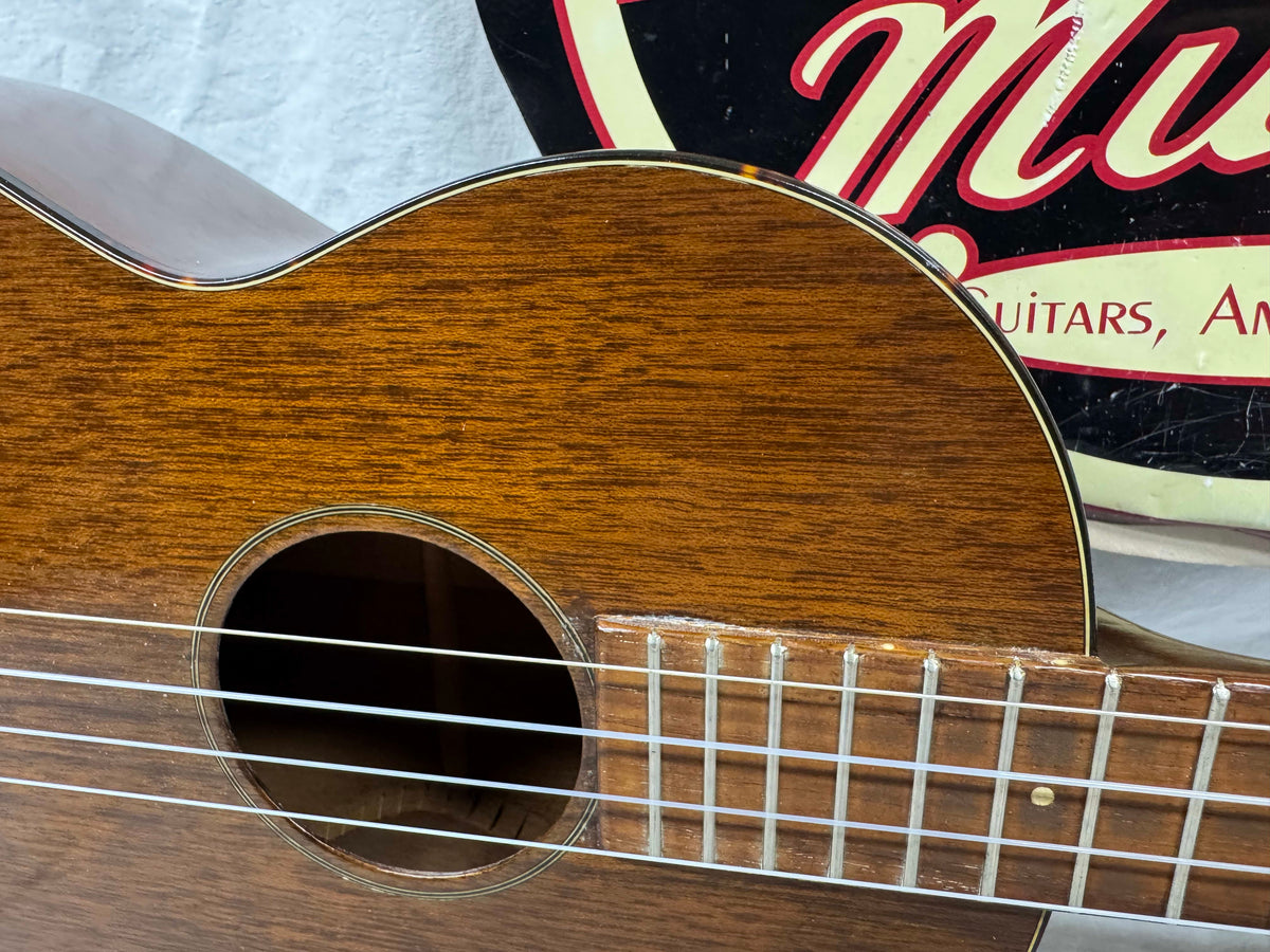 Martin Style 51 Mahogany Baritone Ukulele with Case - replaced tuners