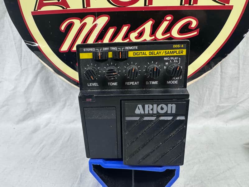 Arion DDS-4 Digital Delay Sampler Pedal - Image 2