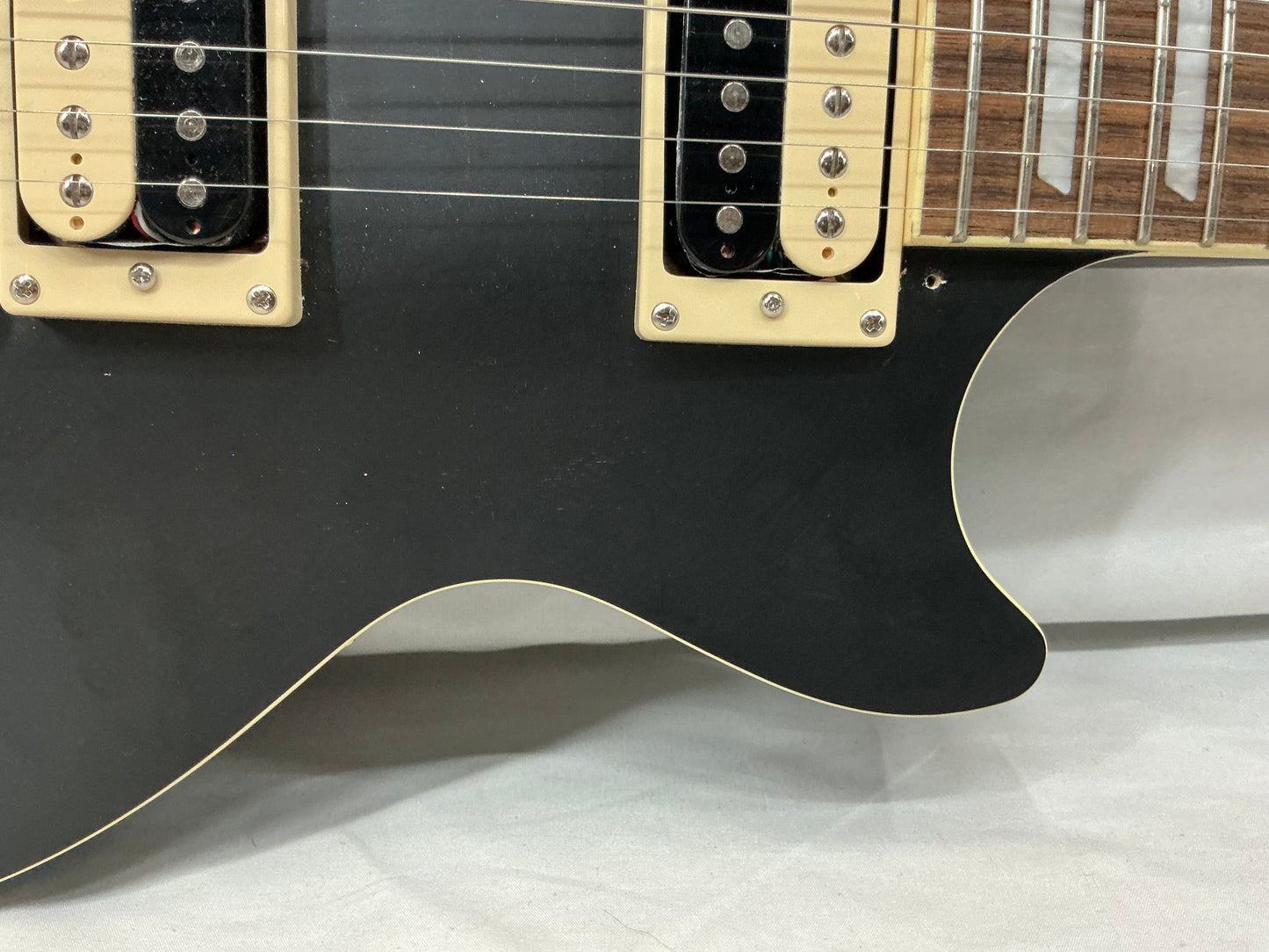 Epiphone Les Paul Electric Guitar