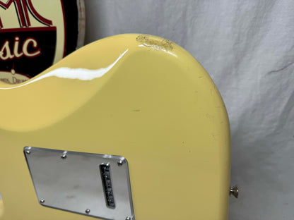 Fender Stratocaster Guitar with Case - CIJ mij Crafted In Japan 2002 - 2004
