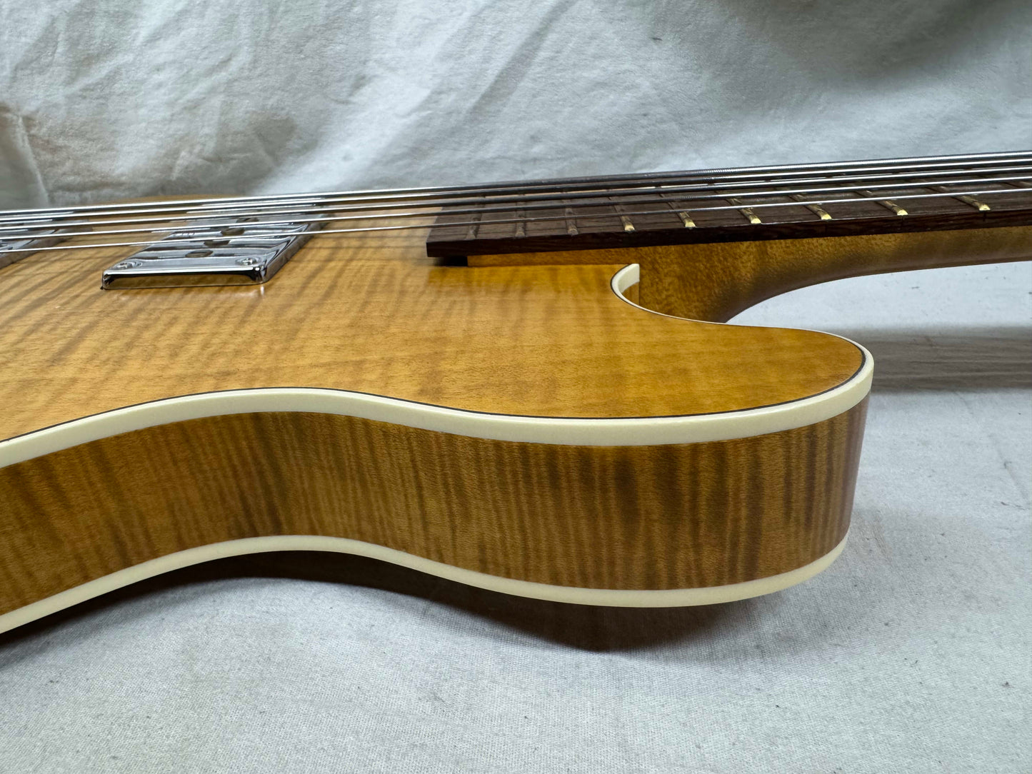 Warwick Star Bass II starbass 2 V 5-string Semi-Hollow Body Bass 2008 - Honey Violin Oil Finish