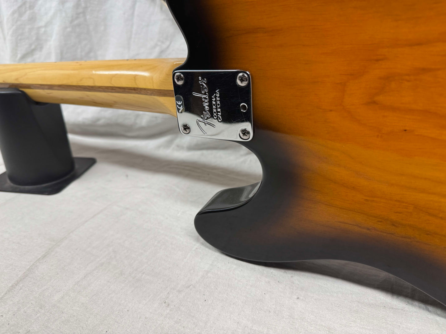 Fender American Telecaster Guitar 2001 - 2-Color Sunburst / Maple neck