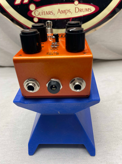 Pettyjohn Electronics Nuke Limited Fuzz Pedal with Box