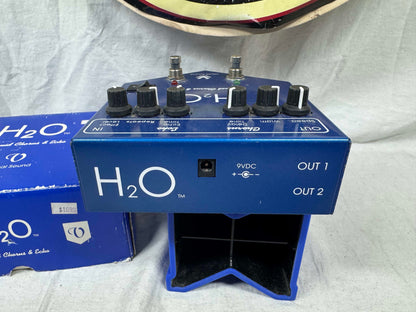 Visual Sound H2O v1 Liquid Chorus & Echo Delay Pedal with Box