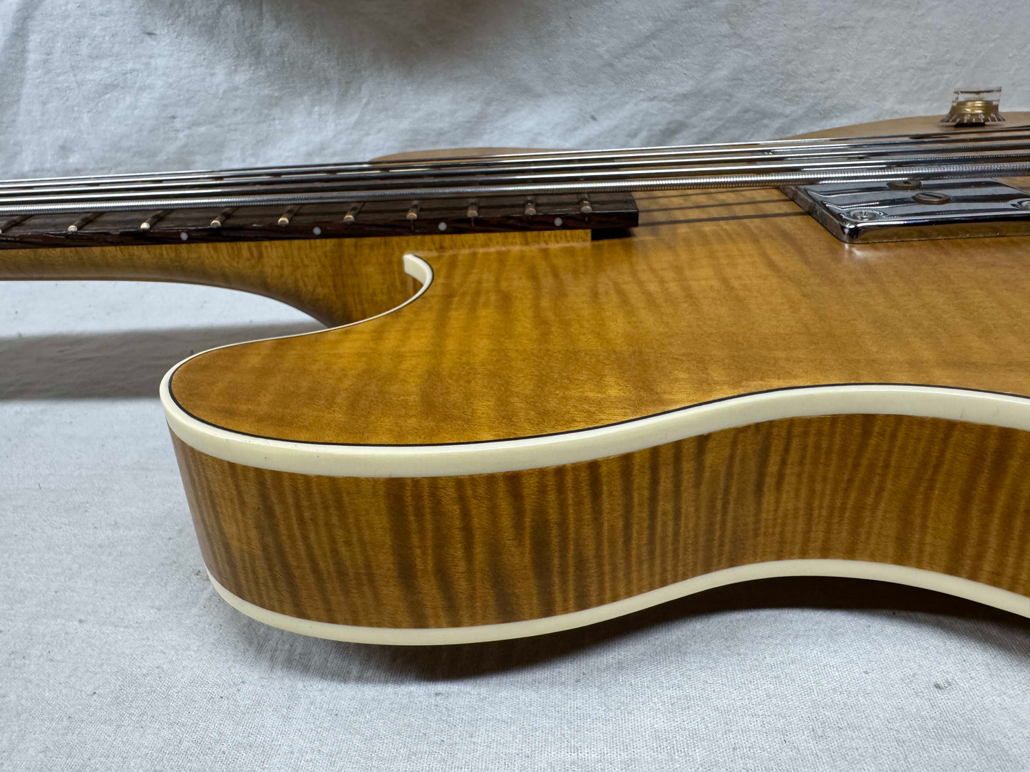 Warwick Star Bass II starbass 2 V 5-string Semi-Hollow Body Bass 2008 - Honey Violin Oil Finish