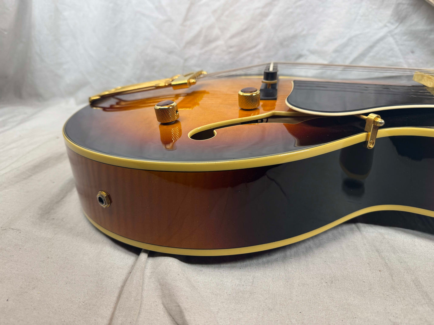 Yamaha AEX1500 aex 1500 Archtop Jazz Box Hollowbody Guitar with Case - MIJ Made In Japan