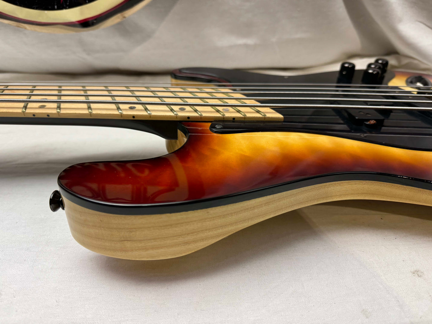 Halo Custom Guitars Custom Shop Clarus 5 Multiscale multi-scale Fanned Fret 5-string Bass 2018